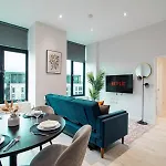 Riverside Dock 2br Parking לידס