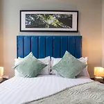 Apartment Riverside Dock 2br Parking Leeds (West Yorkshire)