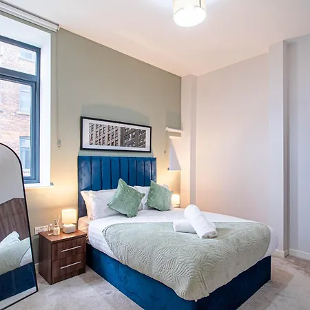 Victoria Riverside 2 Bed