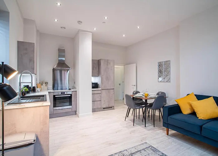 2br River View Dock L Free Parking Leeds (West Yorkshire)