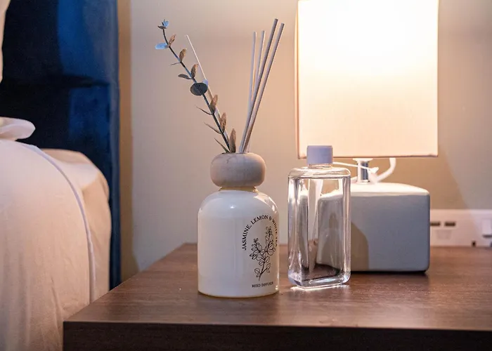 2br River View Dock L Free Parking *