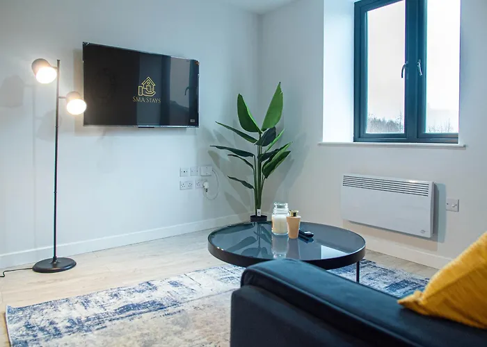 2br River View Dock L Free Parking * לידס